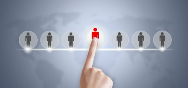 1533396709394880.png 华人运通上半年狂挖7位高管,新造车企业抢人大战持续升温!