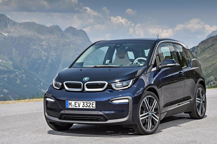 全球6月新能源乘用车销量排行：特斯拉第一，比亚迪第二，上汽荣威第三