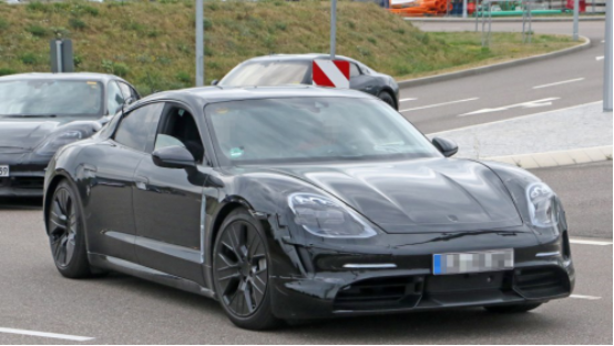 3.5秒破百保时捷纯电新车49万起 特斯拉地位不保