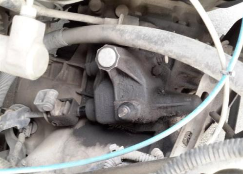 变速箱漏油还能开吗，变速箱漏油维修费用价格