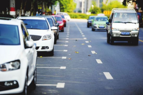 卡耐基梅隆大学研究人员利用AI 实时预测停车位占用情况