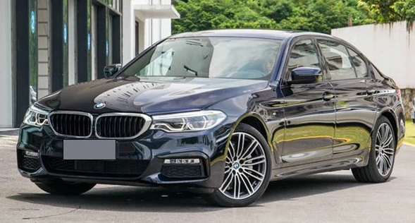 车贴胶怎么快速去除 车贴去除不留痕迹不伤车漆方法