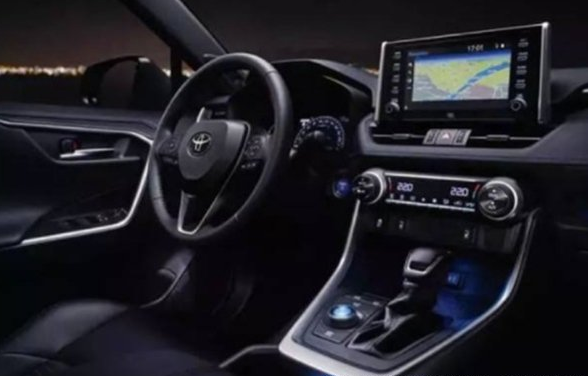 车内饰塑料能改软皮吗，汽车内饰塑料能改吗