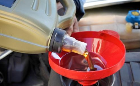 汽车多少公里保养一次最好，正常汽车保养多久一次