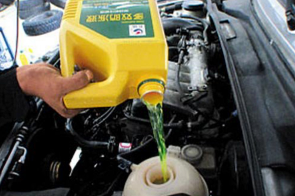 冷却液和防冻液一样吗，冷却液和防冻液同一个口吗