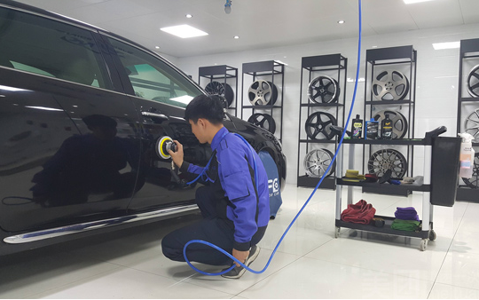 汽车只打蜡不抛光可以吗，汽车打蜡多少钱