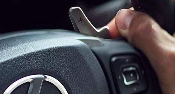 高低速拨片需要踩离合吗？高低档拨片正确使用方法